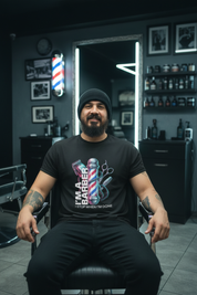 I'M A BARBER Premium T-Shirt