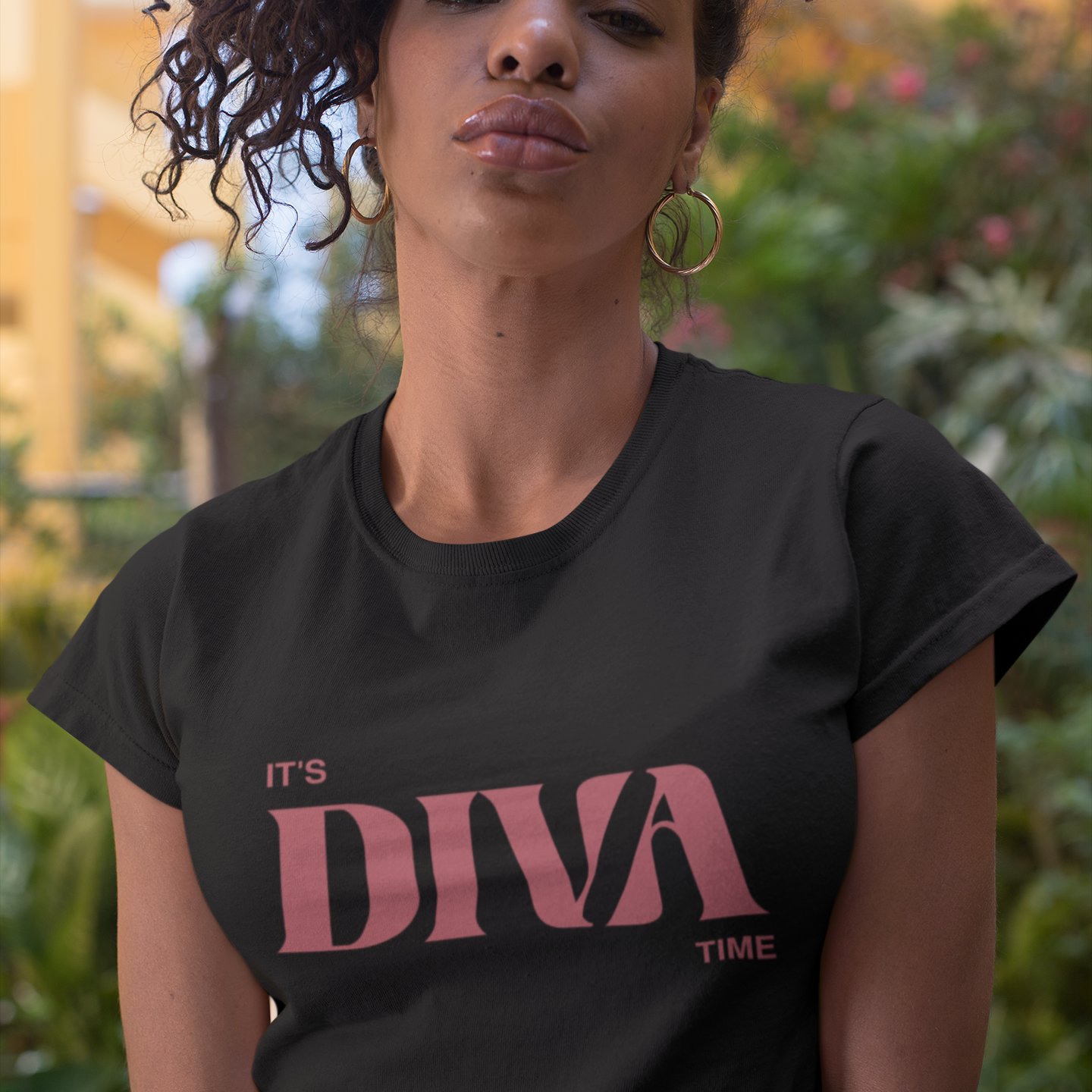 its_diva_time_t-shirt.png